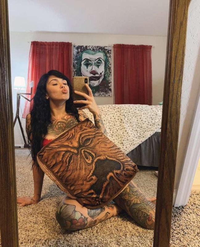 I’m available for Raw Anal and Oral sex hit me up I’m clean 🍆👙