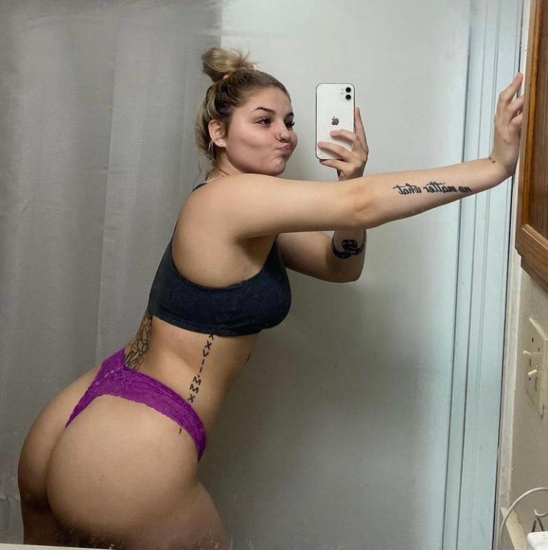 👙Sexy Hot Queen p^ussy💋👙Looking For p^ussy eater💋👙😜