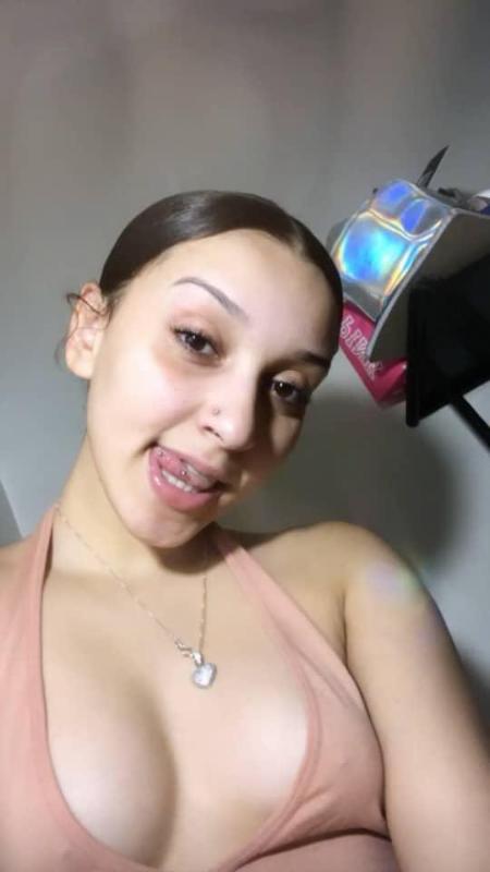 I’m available for sex and hookup 4242558273