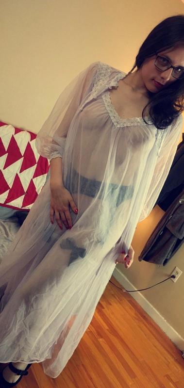 I'M AVAILABLE FOR BOTH INCALL AND OUTCALL SERVICE