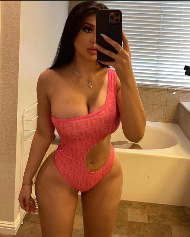 I am available for hookup incall and outcall text me for booking (469) 491-4904