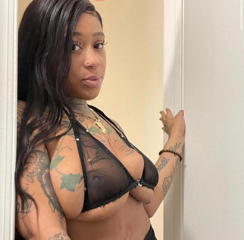 Available for sex and naughty hookup
