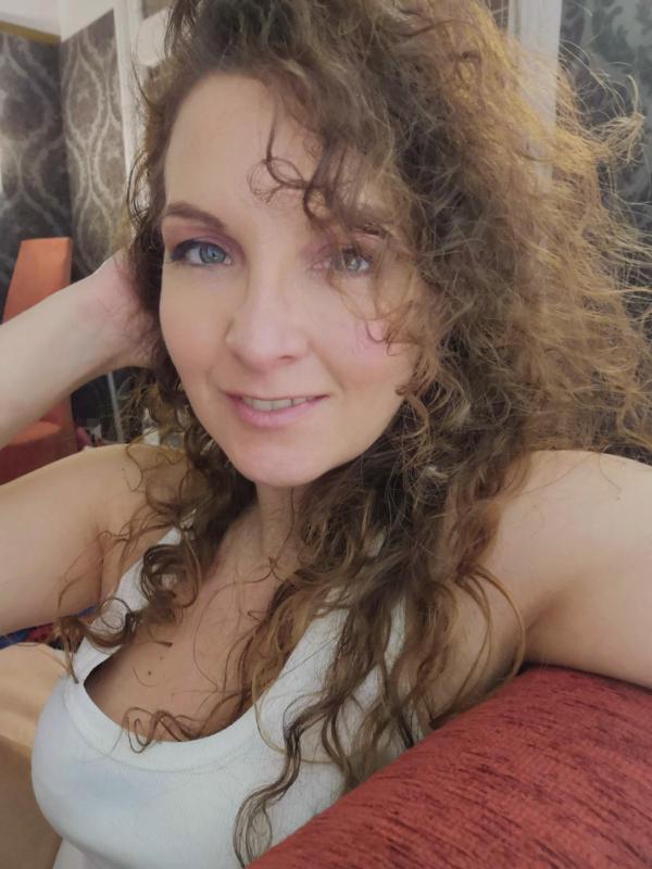 IM AVAILABLE FOR BOTH INCALL AND OUTCALL SERVICE.