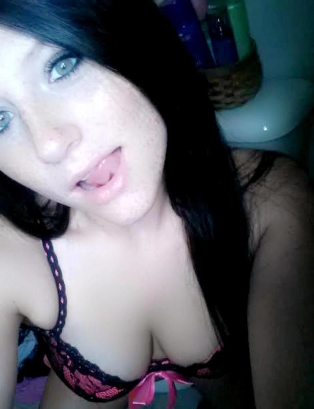 I’m available 24/7 for fast hookups. I do both incalls and outcalls