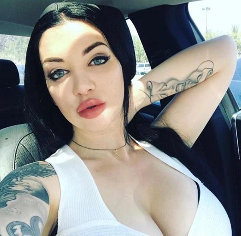 My Yummy butt chick Need to get a boned deep fuck and a hardcore pussy pounding.