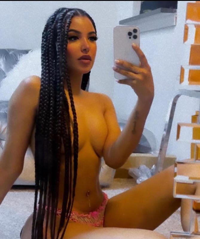 HI GUYS MY NAME IS Briante I'M 25😘 I JUST WANT TO HAVE FUN HIT ME UP