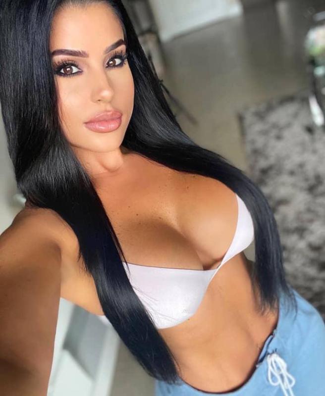 Brandie here to pleasure 🥵🥵💝