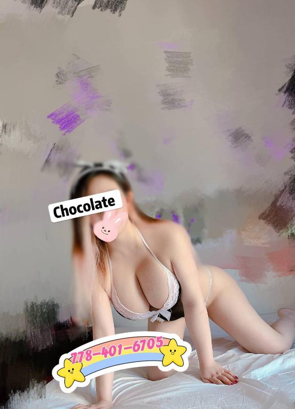 New super hot 36E Asian Babe first time in Victoria!