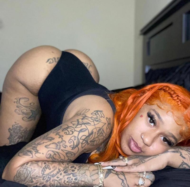 Naughty fat ass keisha available for naughty and sexy hookups