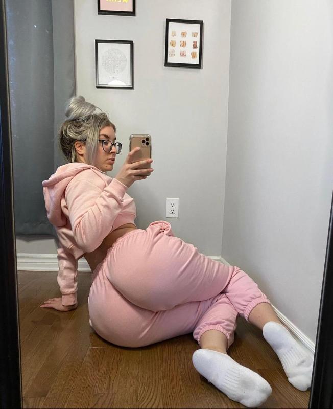 Down to fuck 💋💋❤️