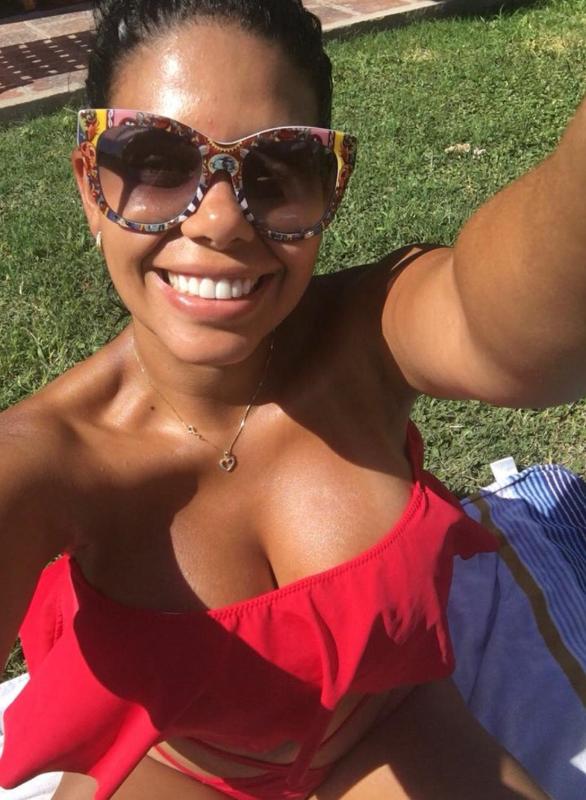 REAL PRETTY WET GIRL SAFE LEGIT SKILLED EXOTIC Alice is available for HOOK UP