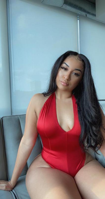 Escort in the area dtf now