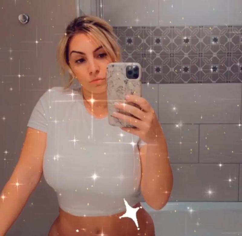 Sexy Linda available for both incall and outcall