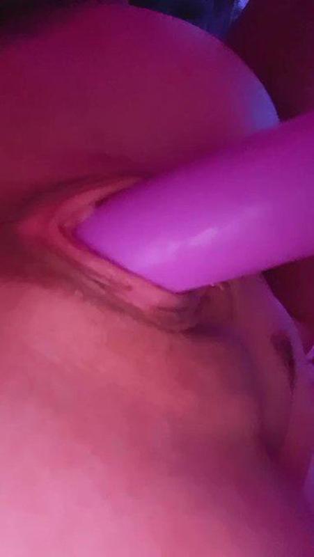 $Available for hook up 🍆💦💦