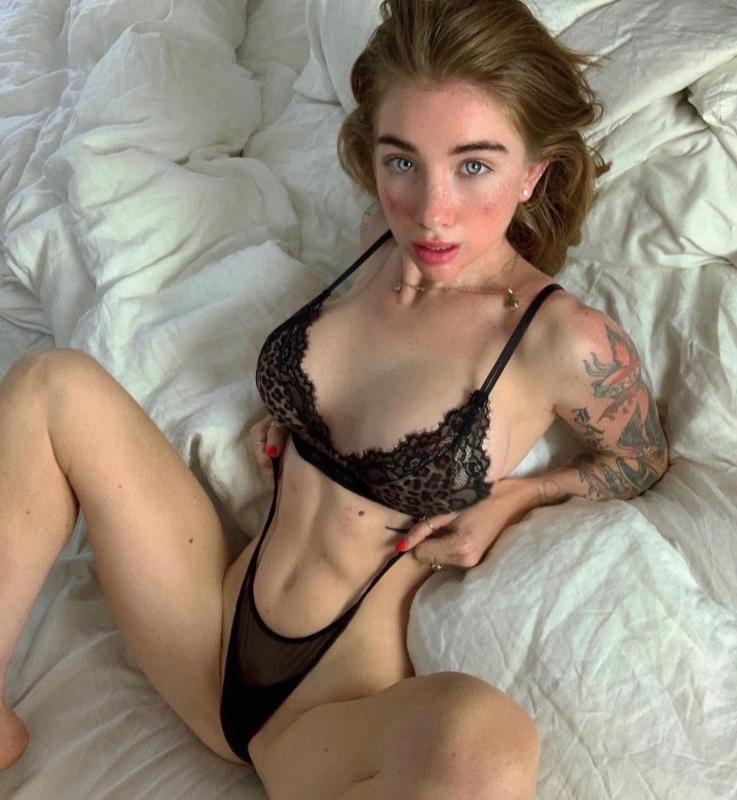 Hookup escort service add me up on Snapchat lucylucy2244 for incall/outcall/anal