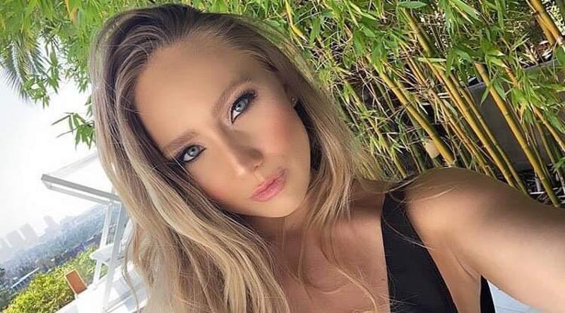 Escort service available for hookup and fun