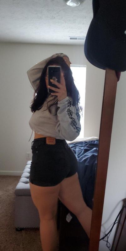 Hookup/Escort