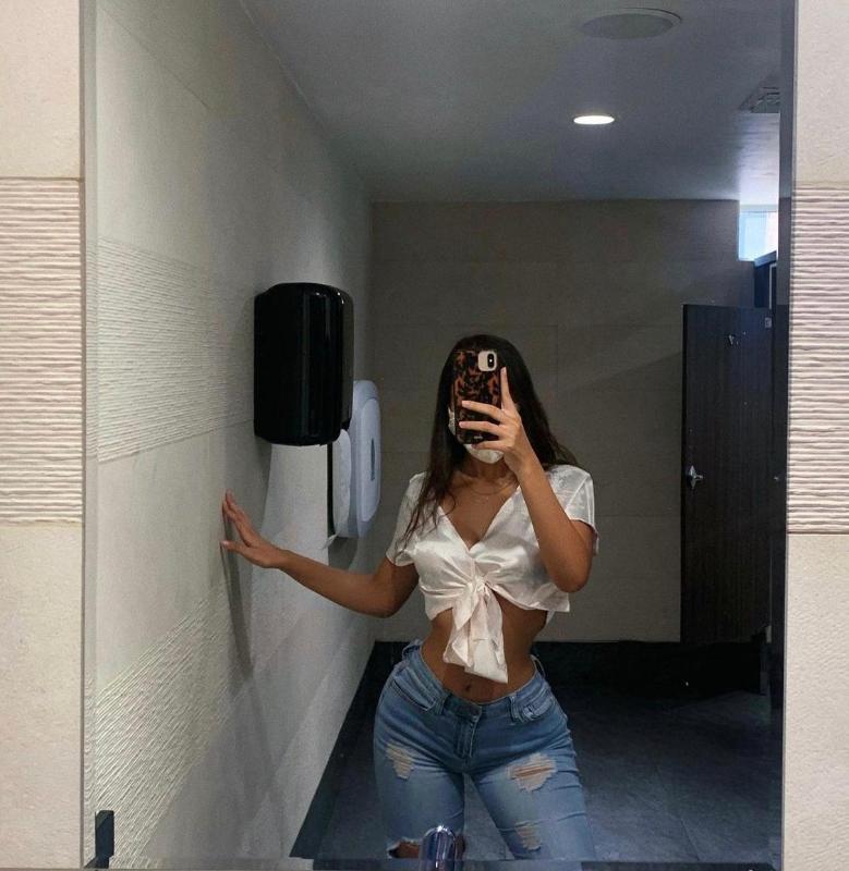 🔆psst..hey you...yeah you..click here and read my bio 😘don't be shy🔆