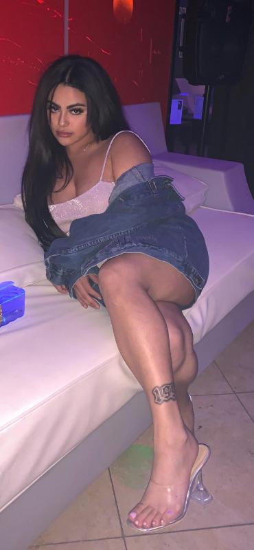 Female escort available for you 24/7💦🍆🍆💕