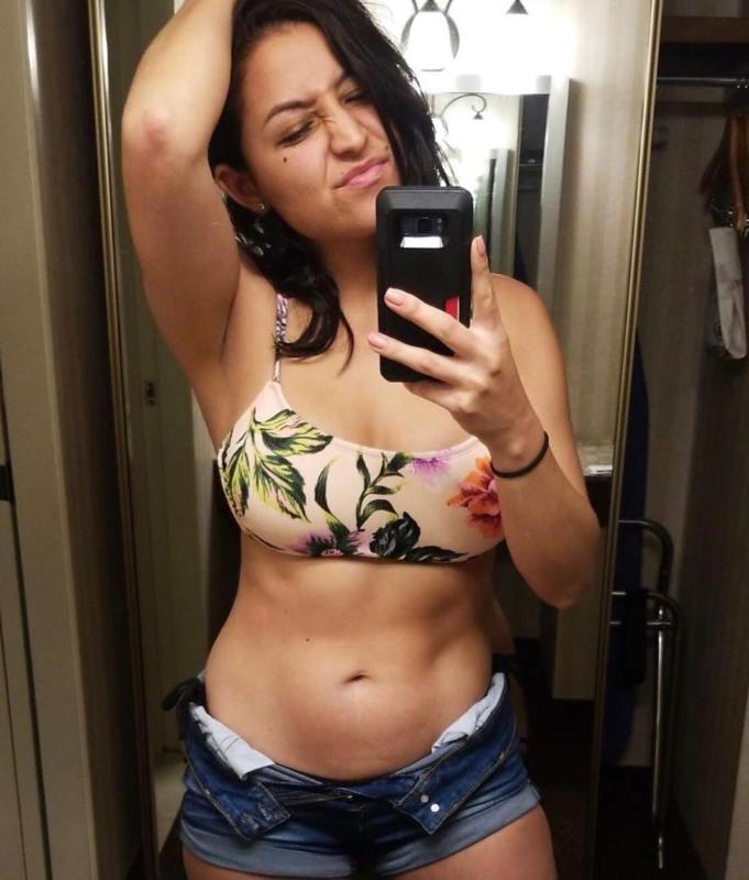 Open minded, friendly, down to earth and fun to be with 8576264023