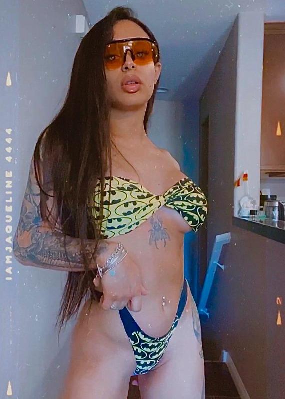 Eat me🍌 Use me🍆 Dominate me 🤦🏽‍♂️