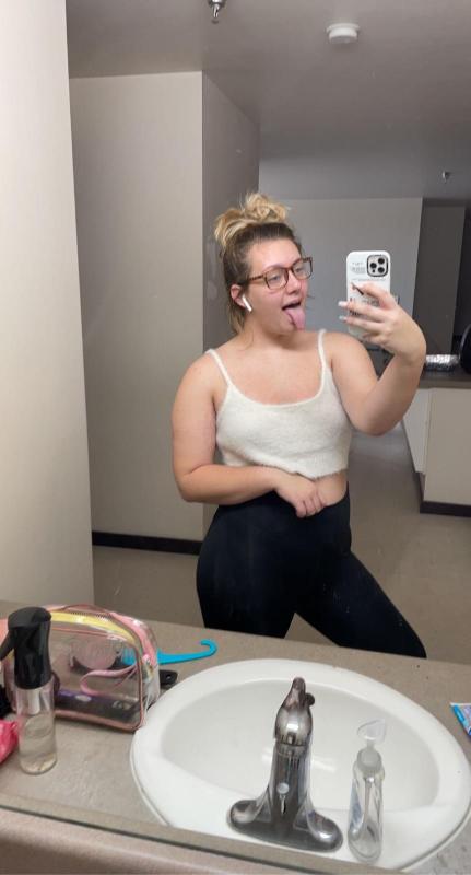 Add me on Snapchat or text looking for fun and I charge 6146422937 Snap? Dora_w
