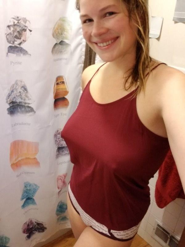 ️▬❤❤️Married Mom Need Fuck Buddyyy??/ ️▬❤❤️