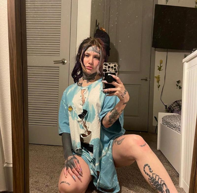 Hookup/Escort