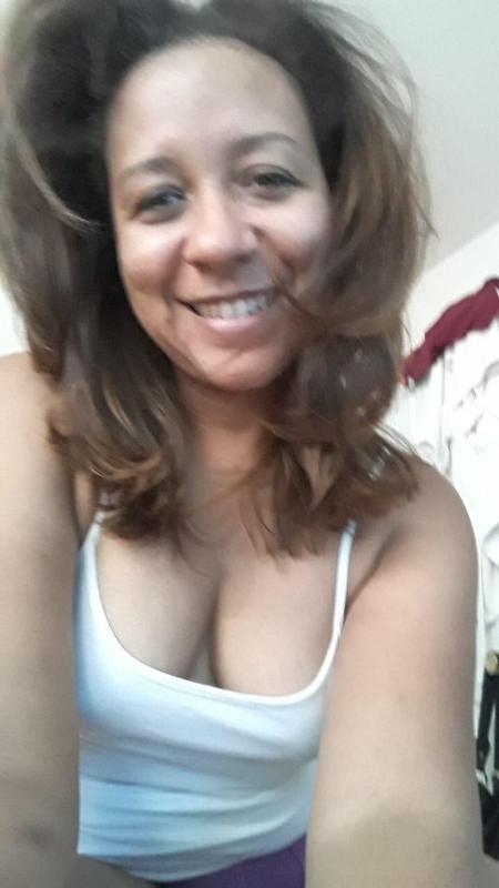 🍆🍆I am available right now💦 Mature Lady 🥩 Classy and Wet💦and Fun👅