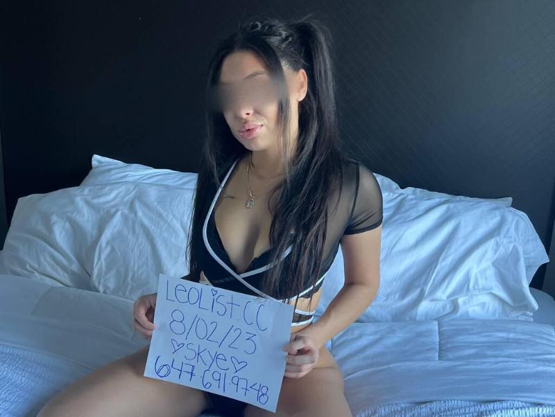 Im Skye Your favorite Latina Hosting you Airport area