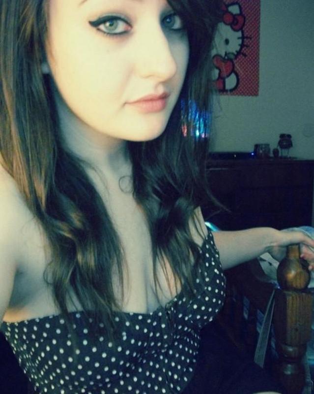 Im single Asian horny girl.I am available 24/7 for hook up💦💦💦