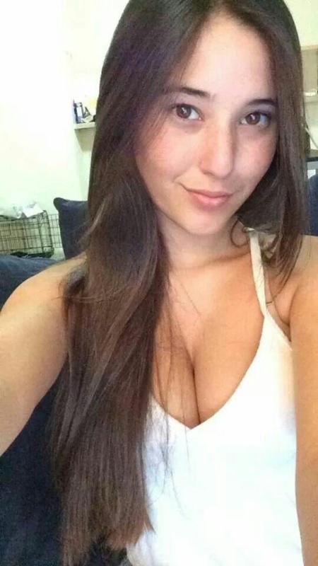 Down to fuck now 🥵🥵👅 add Snapchat Dani_james0