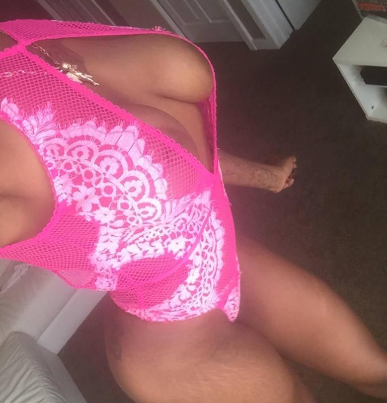 ║ NEW IN TOWN║Smokin Playmate!║Short Stay Call Now ! ║