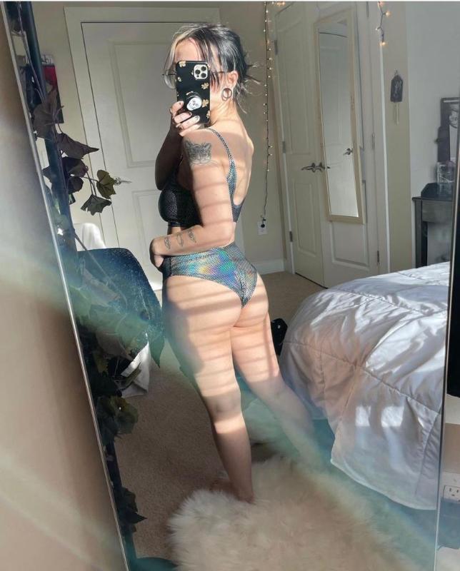 Escort ready to meet up