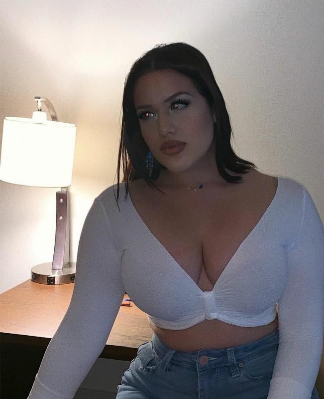 Naughty Ella here to pleasure 🥵🥵💝🥵🥵