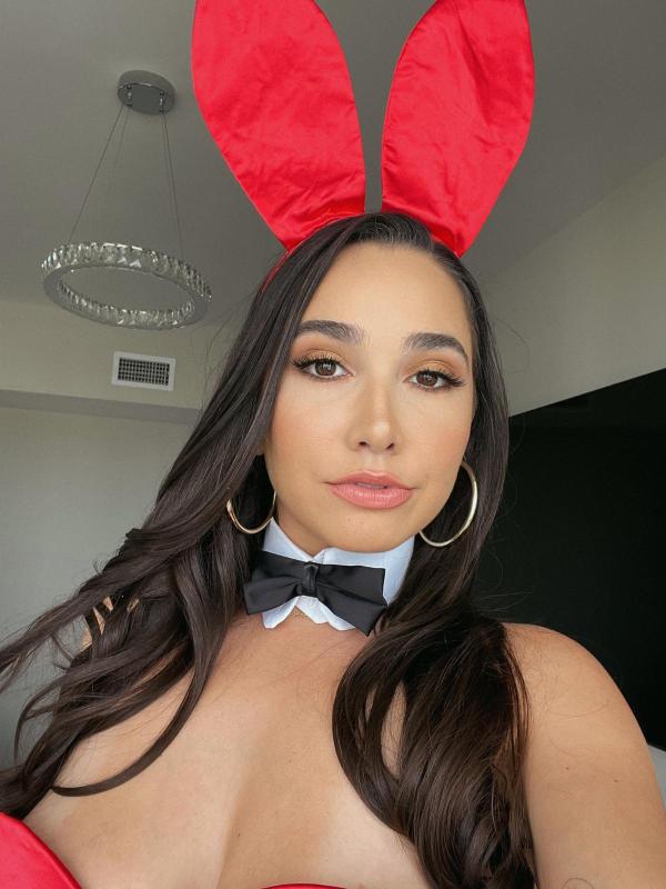 HMU for quick fun and meet up text 8154217122 Snapchat alanacandy4u