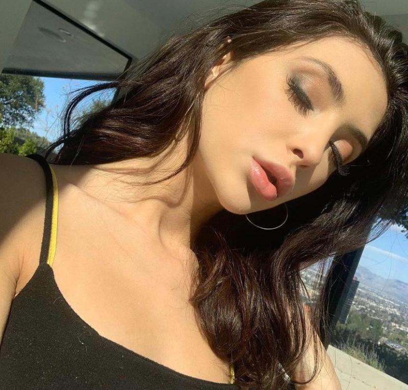 I am available for both in all and out call sex