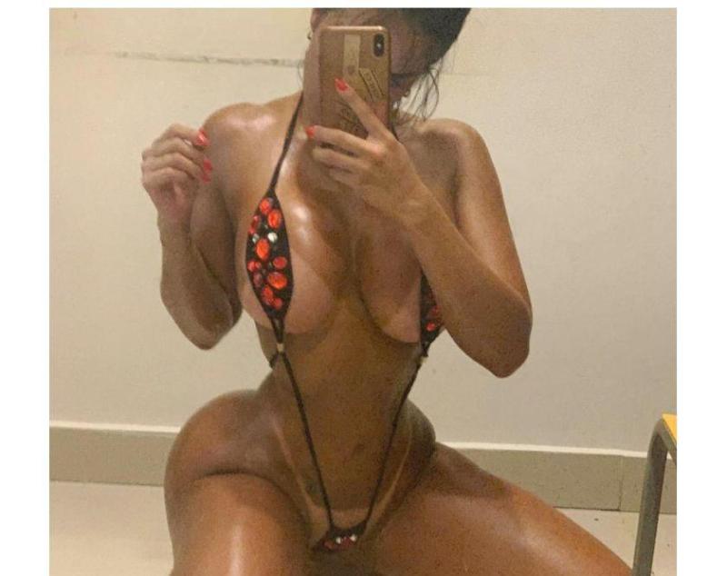 PornStar new London Luxury Flat in E3 Canary Wharf