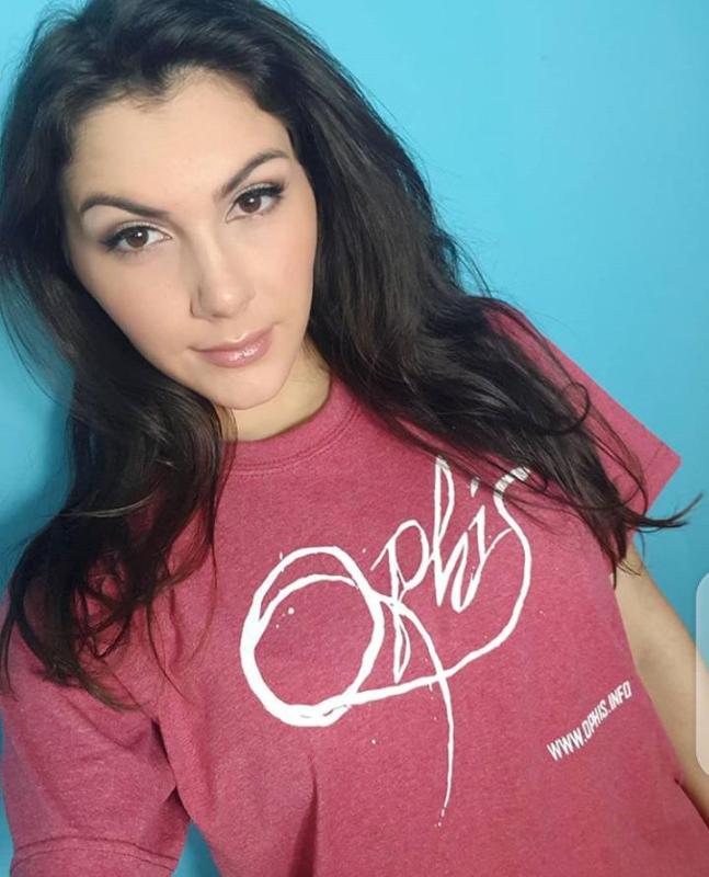 Hot naughty Alison rose available for hookup