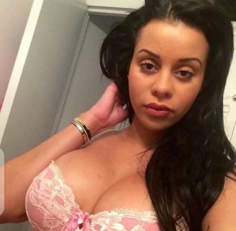 Available for sex and naughty hookup