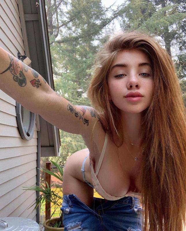 Flirty 💦 Bursty 🍆 Down for hookup 💦🍆