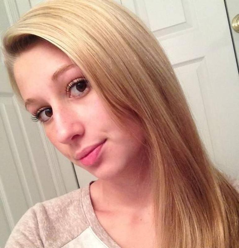 Pretty little blondie.. avail for FaceTime shows and more...