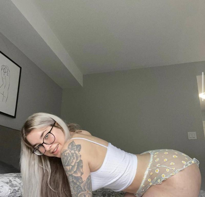 Valerie !!𝗖𝗼𝗺𝗲 𝗣𝗹𝗮𝘆!! 𝑫𝑹𝑬𝑨𝑴 𝑮𝑰𝑹𝑳 ★𝔹𝕆𝕄𝔹𝕊ℍ𝔼𝕃𝕃★