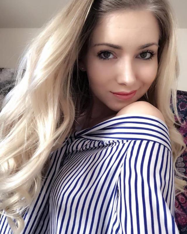 I’m available for both INCALL and OUTCALL, come 🍆 **** me hard🍓💦