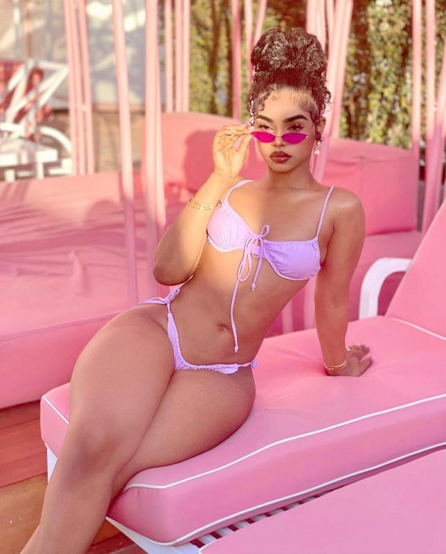 HI GUYS MY NAME IS Nina I'M 24 😘 I JUST WANT TO HAVE FUN HIT ME UP 👅