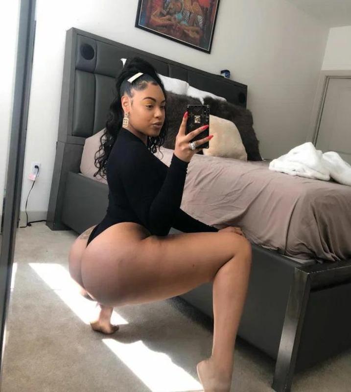 Am down here for hookup💦💦💦💦
