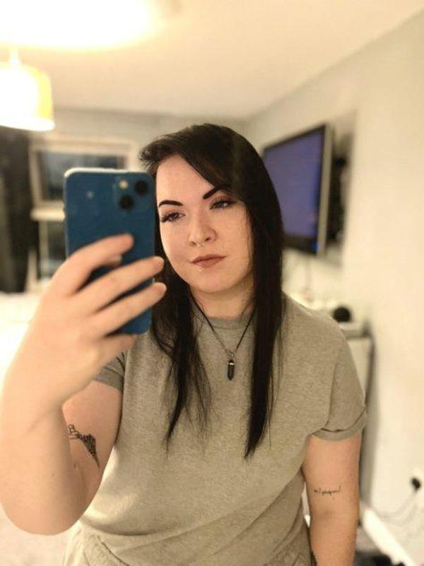 Snap: annymicky22, text me at + 12132756018