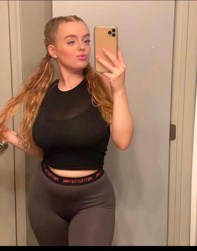 Available for hook ups Both incall and outcall