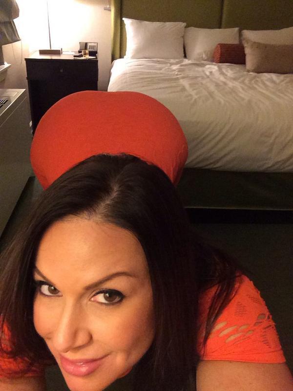 Hi I’m available for sex hookup