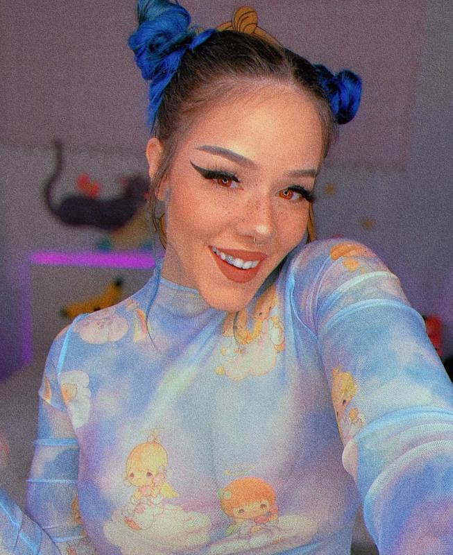 HORNY GIRL LOOKING FOR FUN💦💦💦👅🍆💦😋